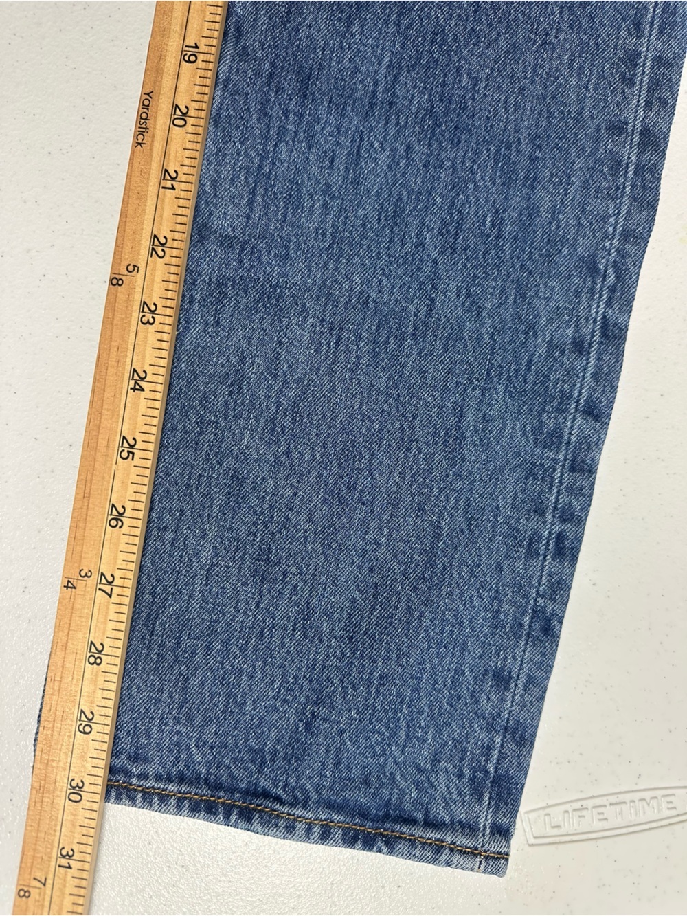 Levis 501 Mens Original Fit Button Fly Straight Leg Size 30x32 Blue Denim Jeans - Picture 12 of 13